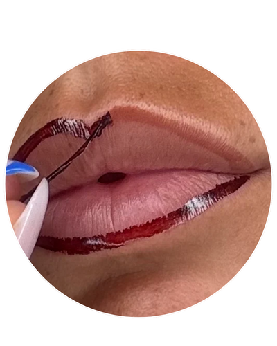 Retirar el peel-off de los labios
